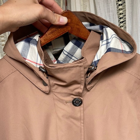 Barbour NWT Kirkwall Waterproof Rain Jacket Removable Hood Camel Tan Women’s 20 - Picture 5 of 12